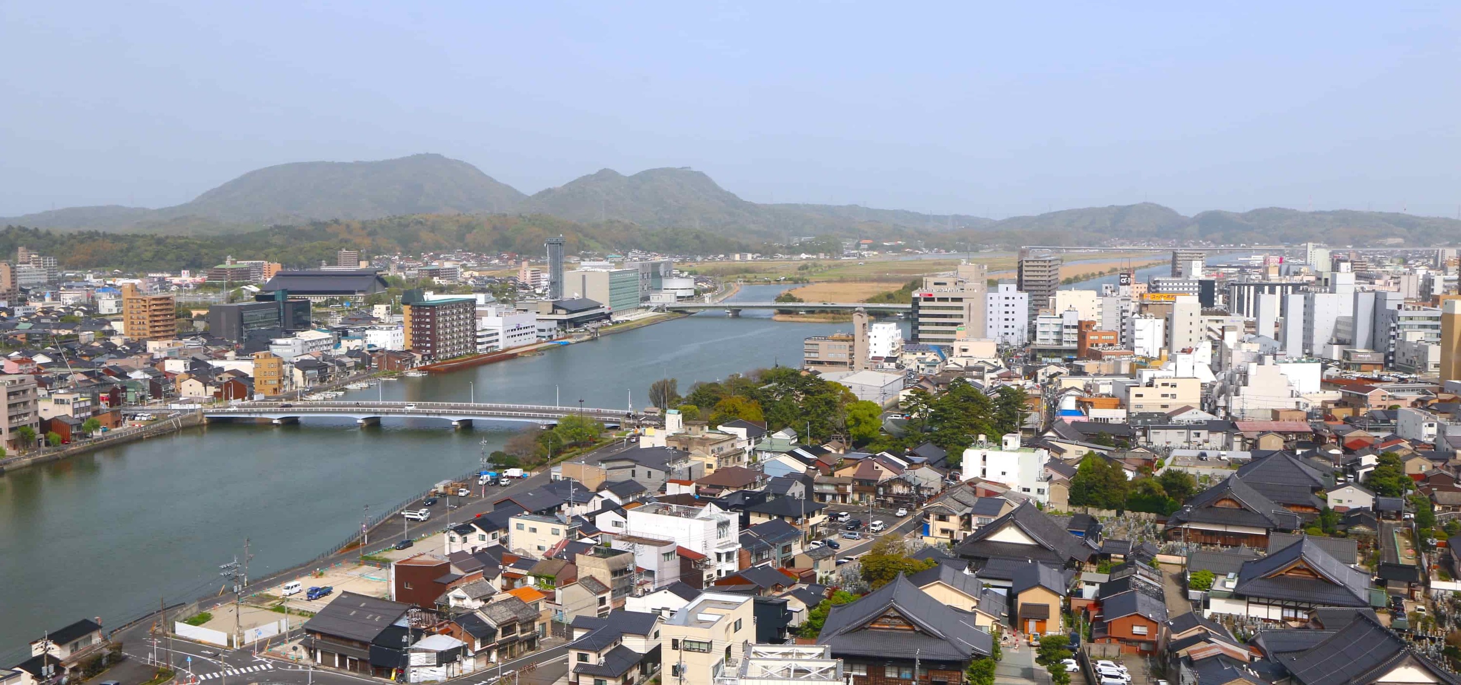 松江市内の町並み